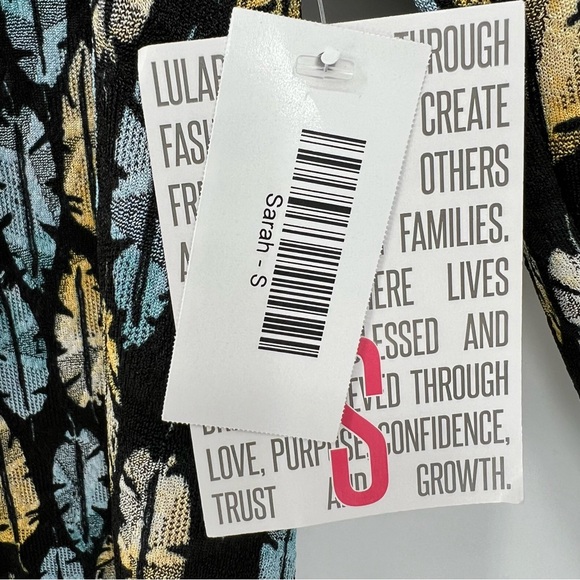 LuLaRoe Sarah Womens Duster Cardigan Small Blue With Feather Pattern Long Sleeve - Picture 5 of 6